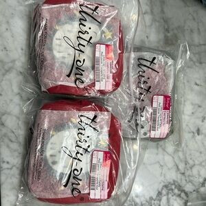 3 Thirty one little carry all caddy (festive hedge hog -2 and beary cozy-1)